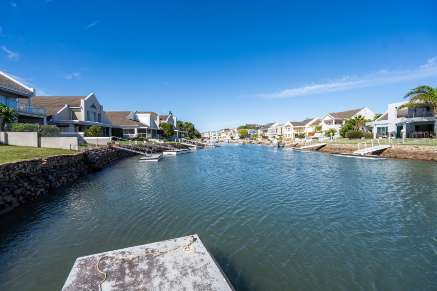7 Bedroom Property for Sale in Royal Alfred Marina Eastern Cape